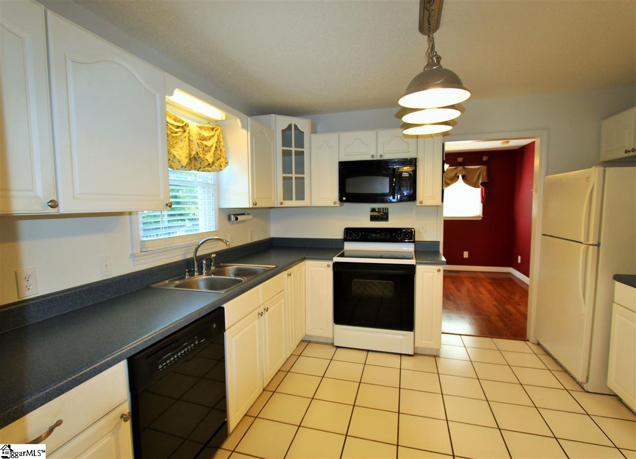 160 Will Landrum Road Chesnee, SC 29323 - Photo 8 of 21