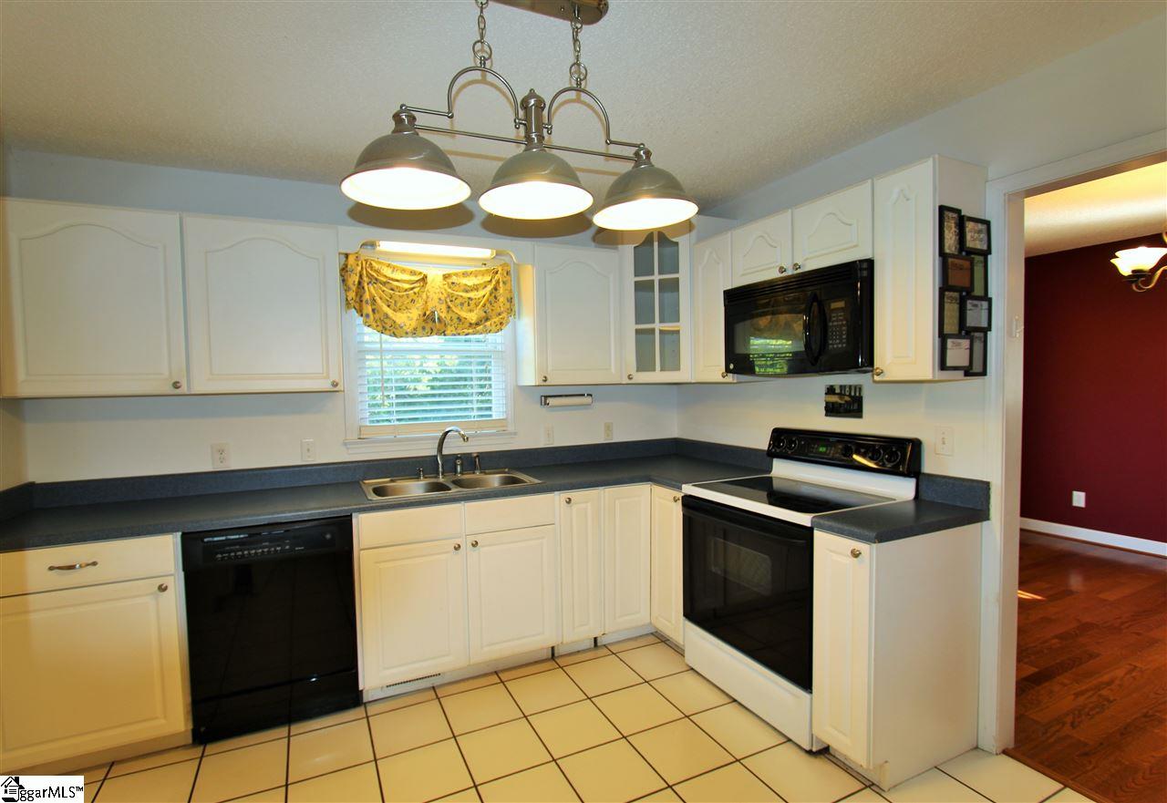 160 Will Landrum Road Chesnee, SC 29323 - Photo 10 of 21