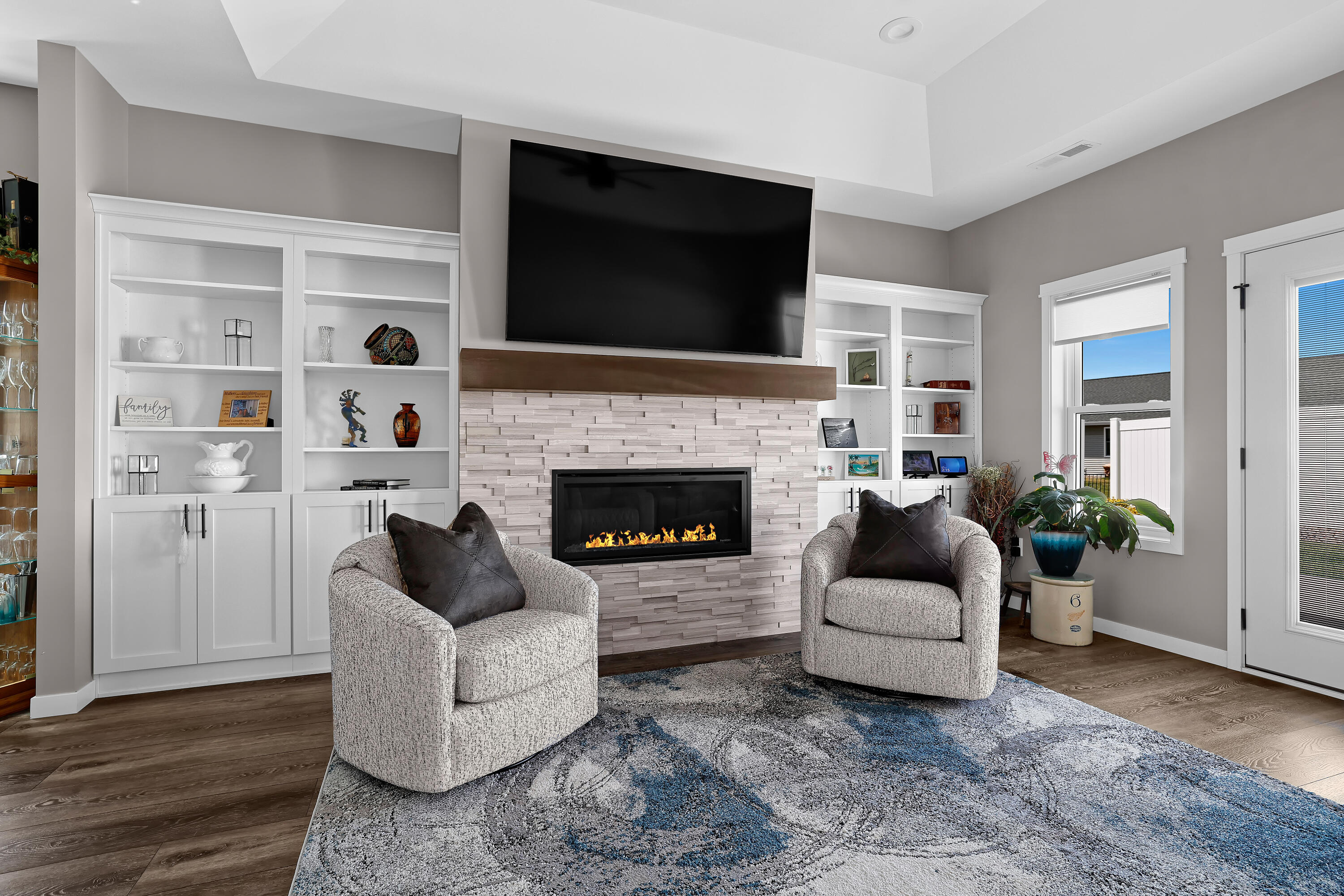 1715 Red Clover Street Holmen, WI 54636 - Photo 4 of 23 Living room with gas fireplace