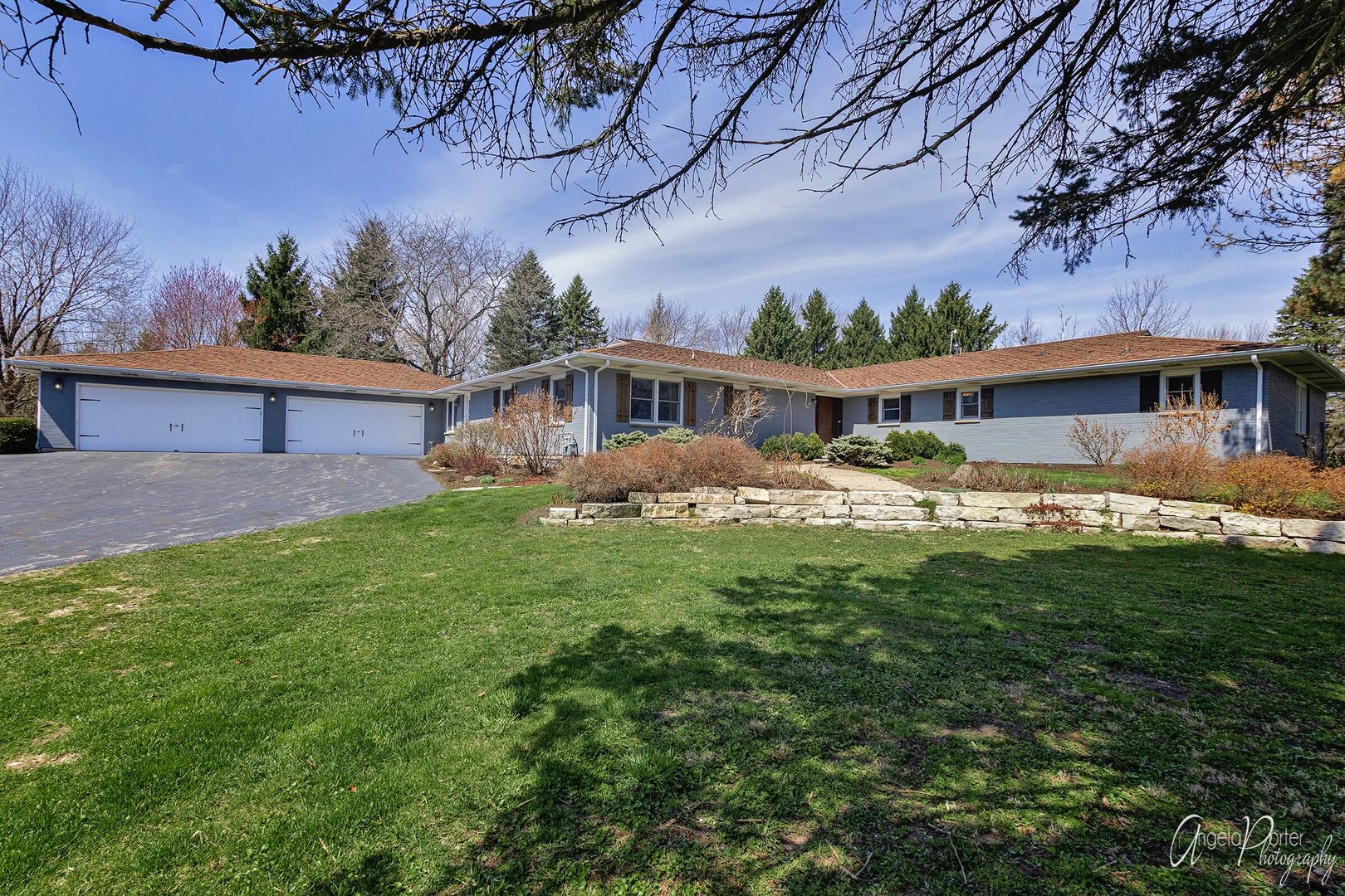 1018 Sunset Road Spring Grove, IL 60081 - Photo 3 of 54 a view of a house with a backyard