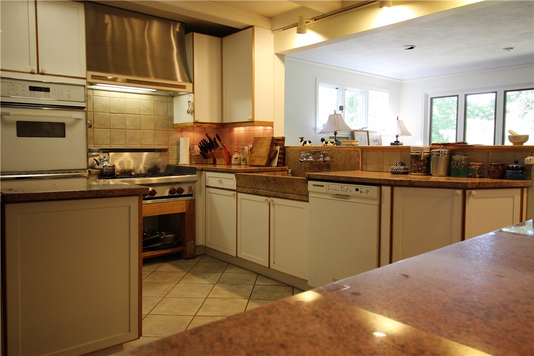 120 Wrentham Road Cumberland, RI 02864 - Photo 11 of 19