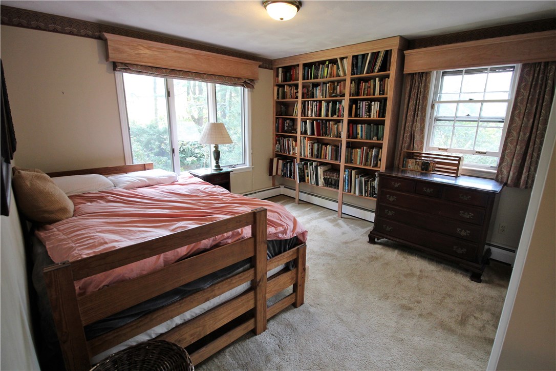 120 Wrentham Road Cumberland, RI 02864 - Photo 12 of 19