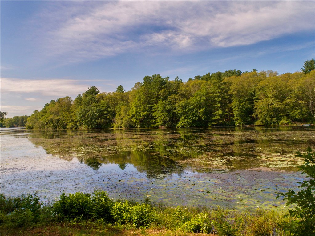 120 Wrentham Road Cumberland, RI 02864 - Photo 18 of 19