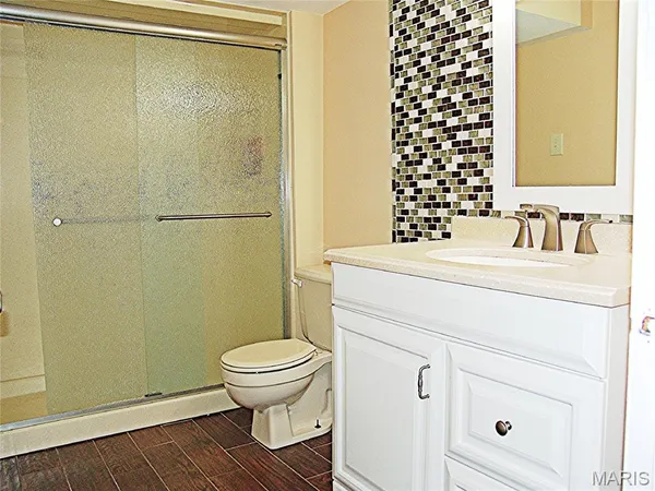 $478,000 | 850 Ivy Trace Drive, Ballwin, MO 63021