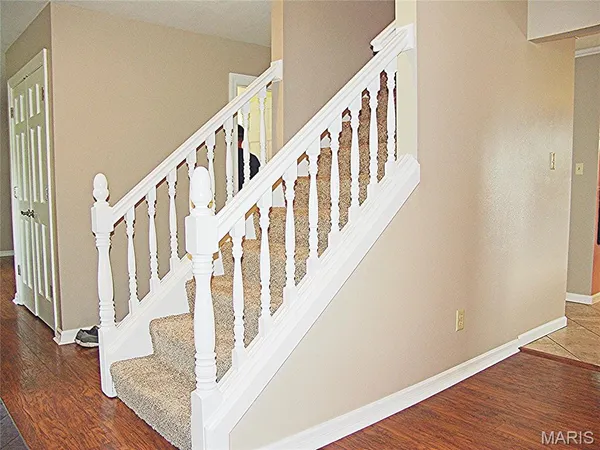 $478,000 | 850 Ivy Trace Drive, Ballwin, MO 63021