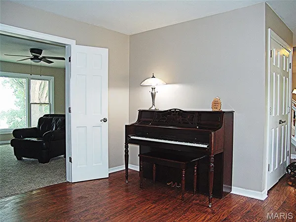 $478,000 | 850 Ivy Trace Drive, Ballwin, MO 63021