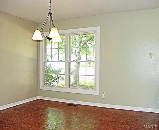 $478,000 | 850 Ivy Trace Drive, Ballwin, MO 63021