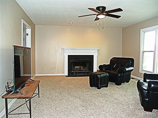 $478,000 | 850 Ivy Trace Drive, Ballwin, MO 63021