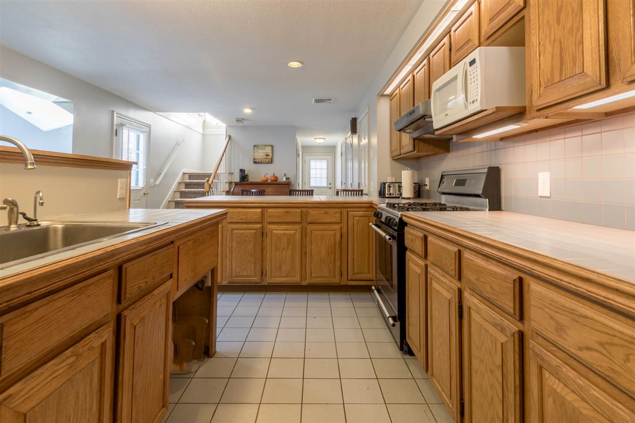 190 Mill Road Hampton, NH 03842 - Photo 13 of 40