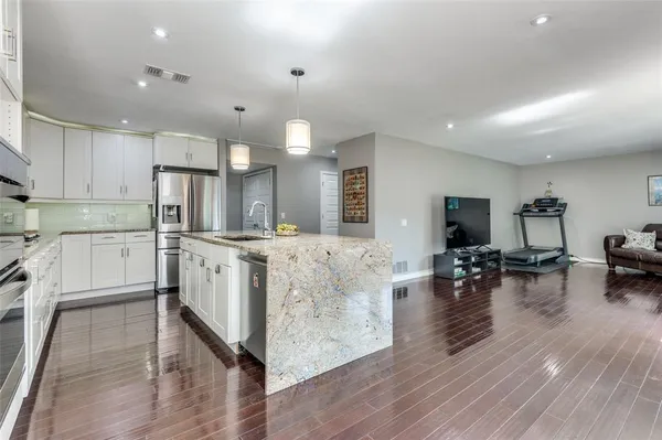 $650,000 | 314 Santa Clara Street, Irving, TX 75062