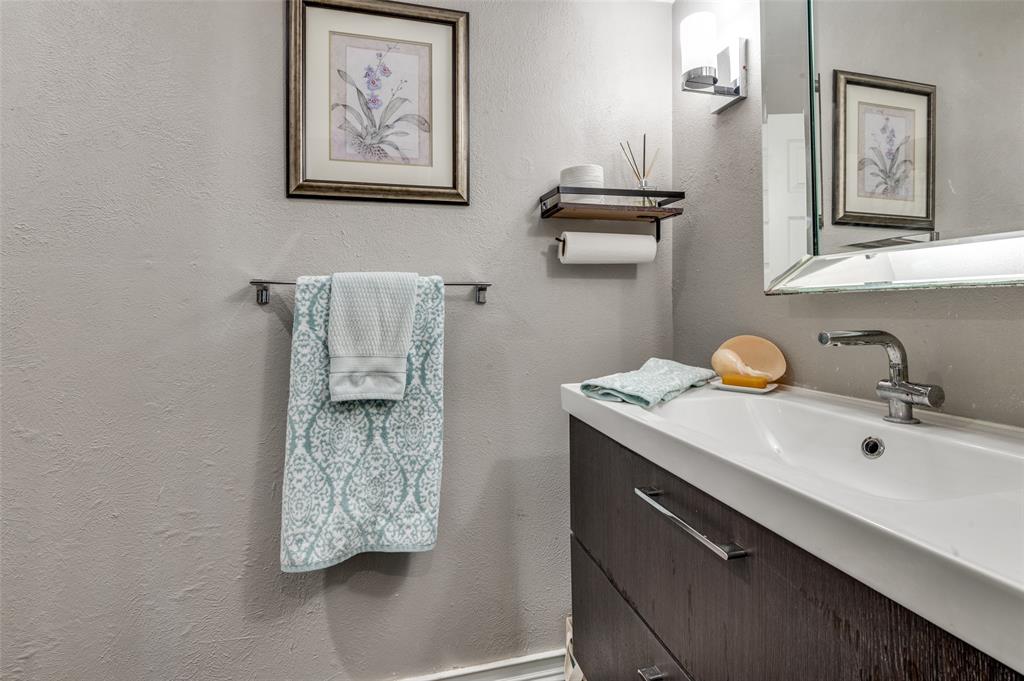 314 Santa Clara Street Irving, TX 75062 - Photo 28 of 40