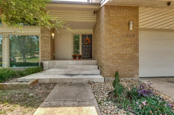 $650,000 | 314 Santa Clara Street, Irving, TX 75062