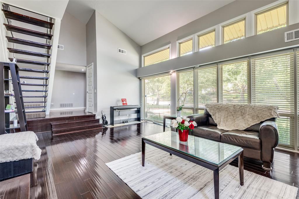 314 Santa Clara Street Irving, TX 75062 - Photo 9 of 40