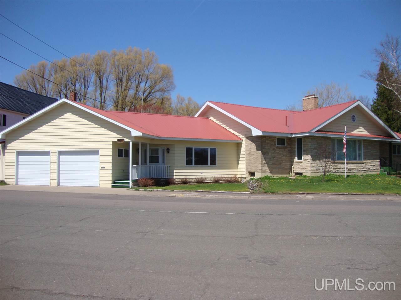 401 8th Street Calumet, MI 49913 - Photo 35 of 36