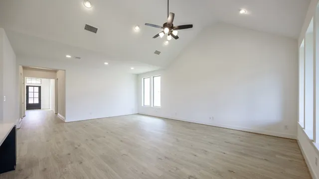 $586,900 | 216 Meadow Beauty Lane, Georgetown, TX 78633