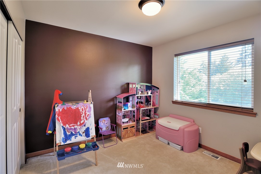 17915 20th Avenue Southeast Bothell, WA 98012 - Photo 13 of 24 Gallery Image 13