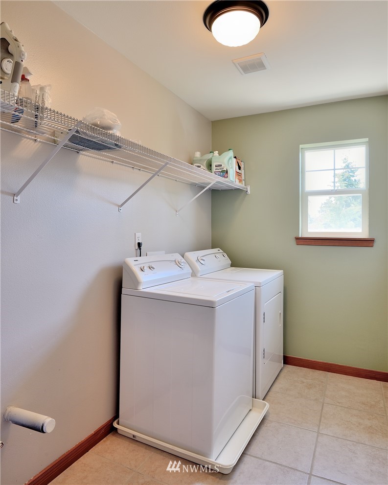 17915 20th Avenue Southeast Bothell, WA 98012 - Photo 14 of 24 Gallery Image 14