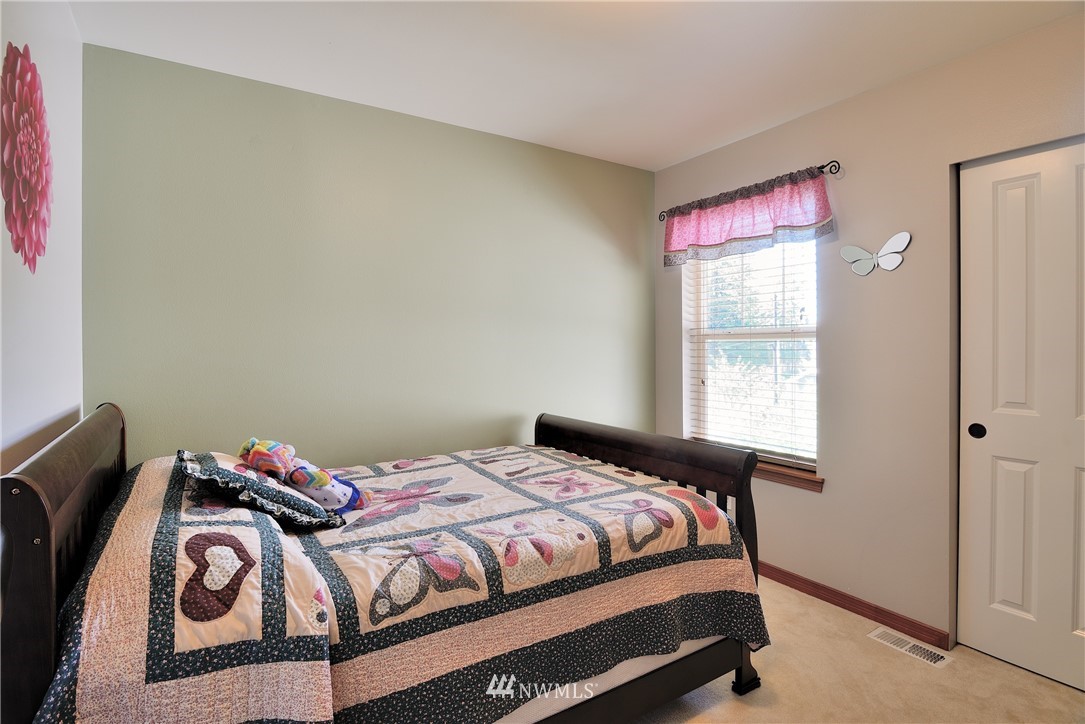 17915 20th Avenue Southeast Bothell, WA 98012 - Photo 15 of 24 Gallery Image 15