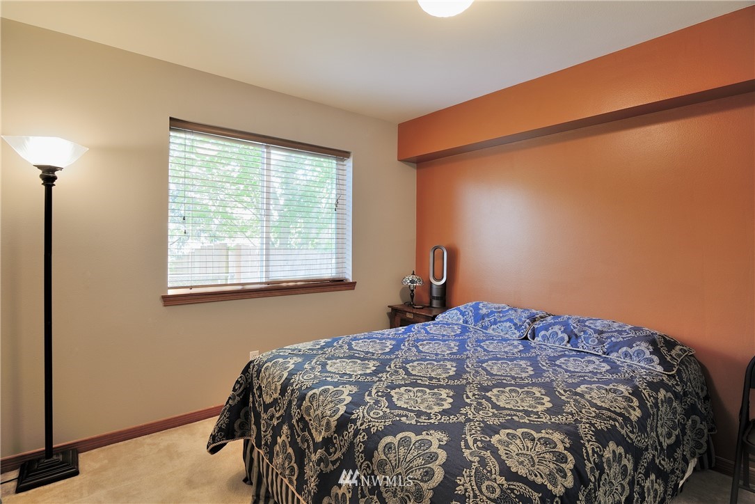 17915 20th Avenue Southeast Bothell, WA 98012 - Photo 19 of 24 Gallery Image 19