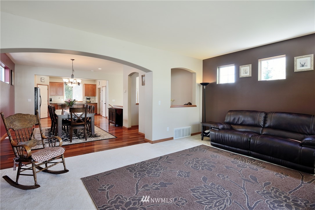 17915 20th Avenue Southeast Bothell, WA 98012 - Photo 8 of 24 Gallery Image 8