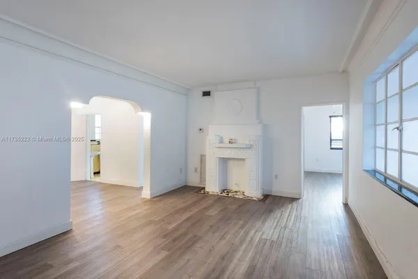 $2,900 | 1610 Pennsylvania Avenue, Unit 1, Miami Beach, FL 33139