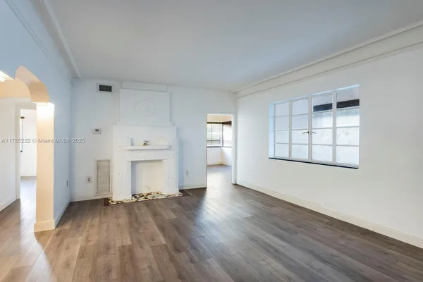 $2,900 | 1610 Pennsylvania Avenue, Unit 1, Miami Beach, FL 33139