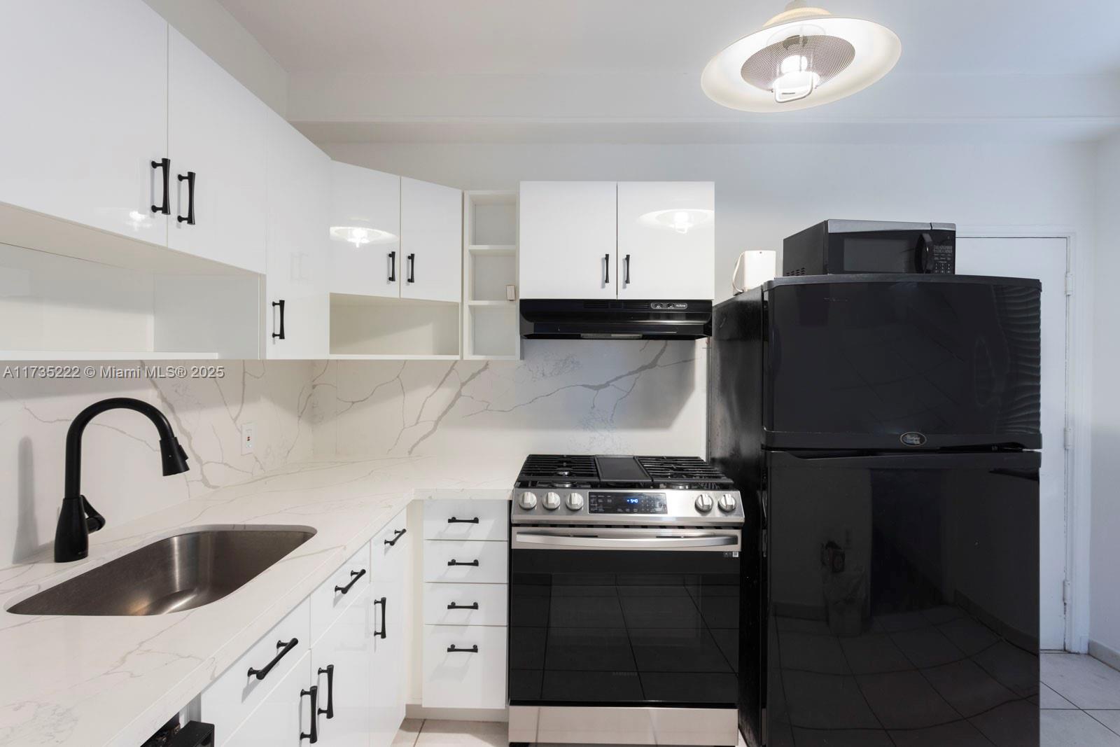 1610 Pennsylvania Avenue, Unit 1 Miami Beach, FL 33139 - Photo 7 of 12