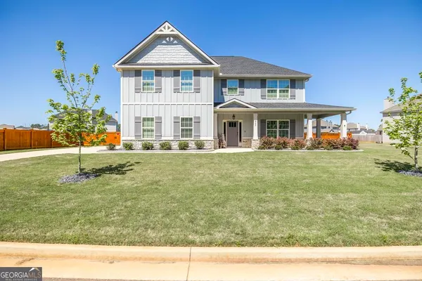 $477,000 | 207 Bella Notte Circle, Warner Robins, GA 31088