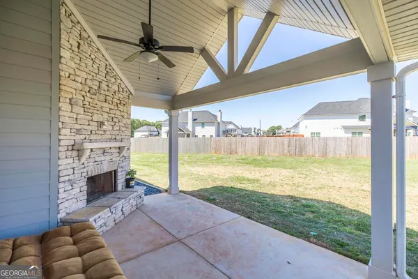 $477,000 | 207 Bella Notte Circle, Warner Robins, GA 31088