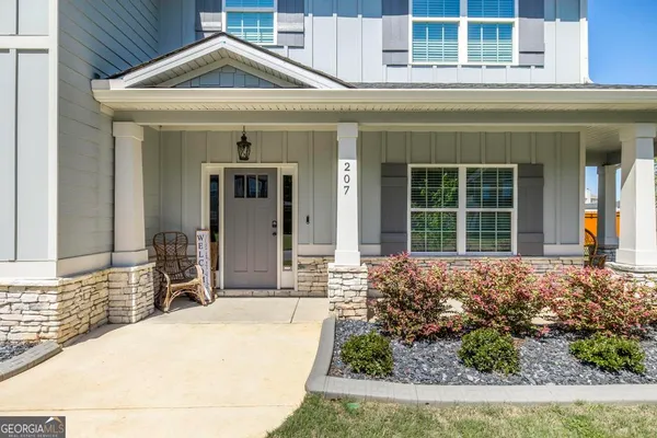 $477,000 | 207 Bella Notte Circle, Warner Robins, GA 31088