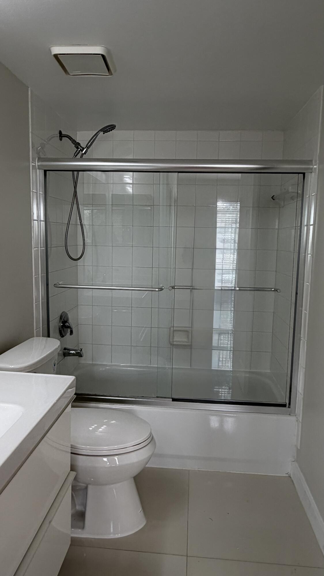 5065 Wiles Road, Unit 207 Coconut Creek, FL 33073 - Photo 15 of 32 IMG_6727