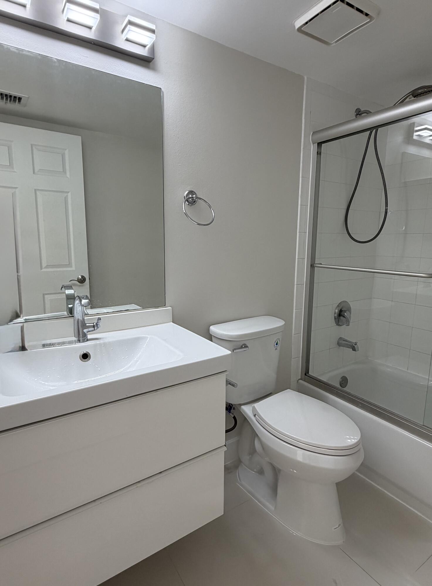 5065 Wiles Road, Unit 207 Coconut Creek, FL 33073 - Photo 22 of 32 IMG_6738