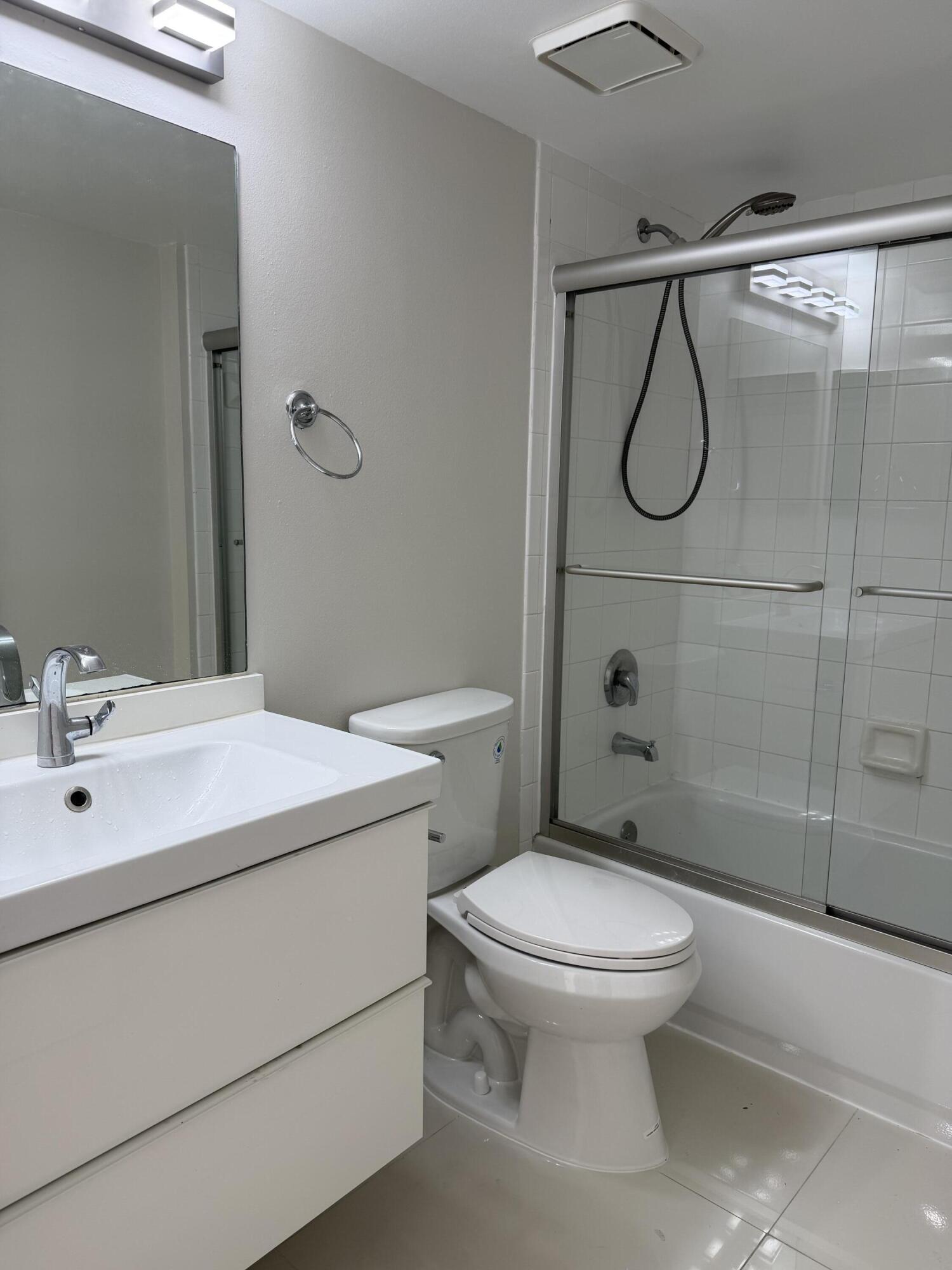 5065 Wiles Road, Unit 207 Coconut Creek, FL 33073 - Photo 23 of 32 IMG_6735