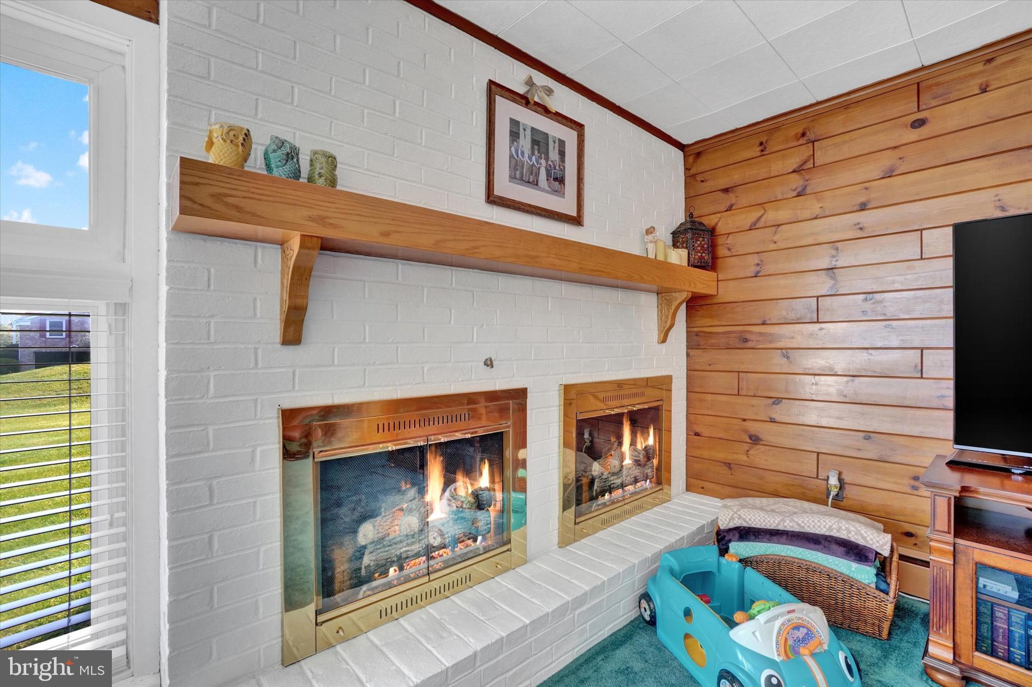 282 Greendale Road York, PA 17403 - Photo 5 of 29 Living Room Fire Place and Solid Wood Mantel