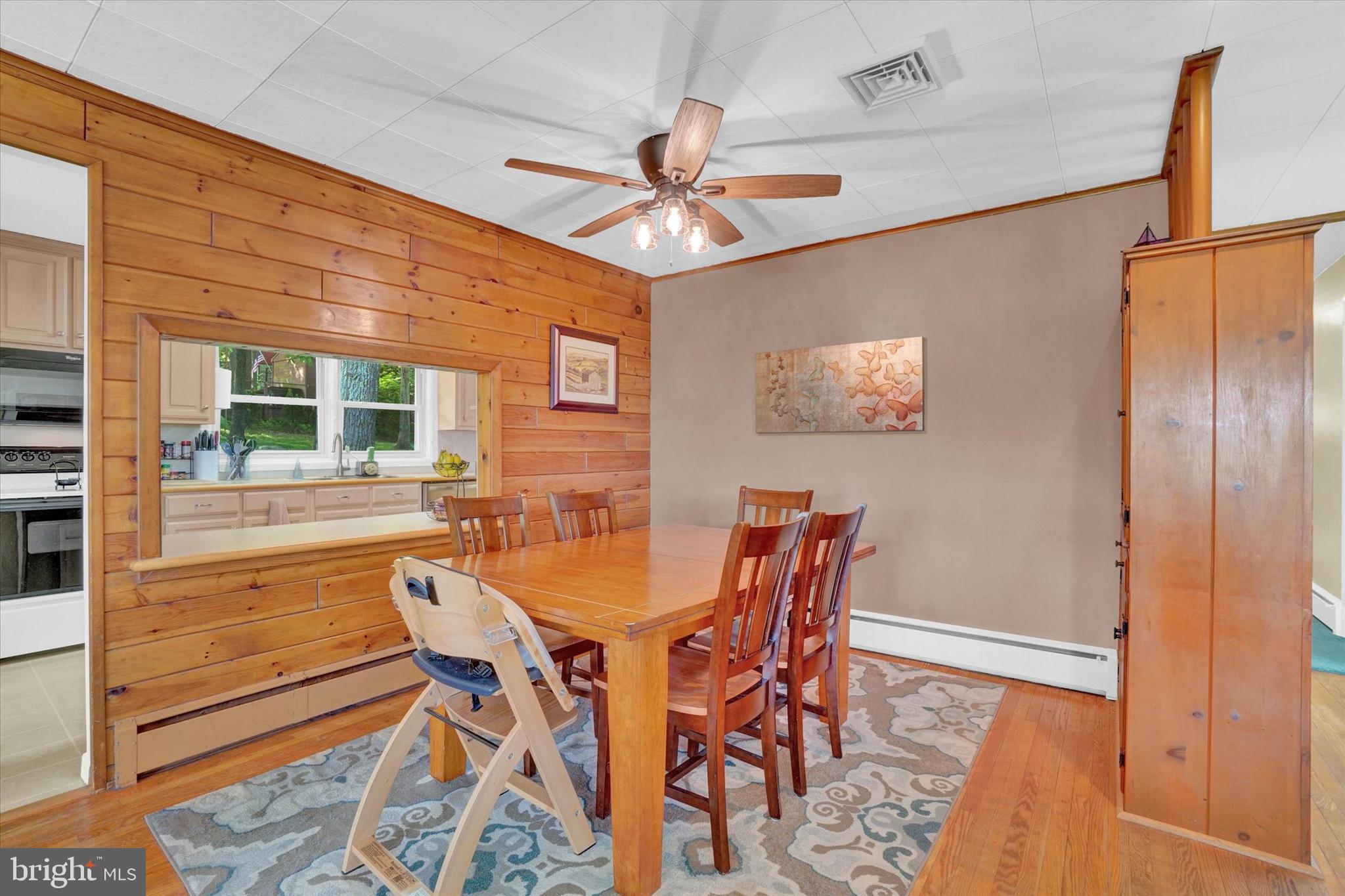 282 Greendale Road York, PA 17403 - Photo 8 of 29 Dining Room with Kitchen pass-through