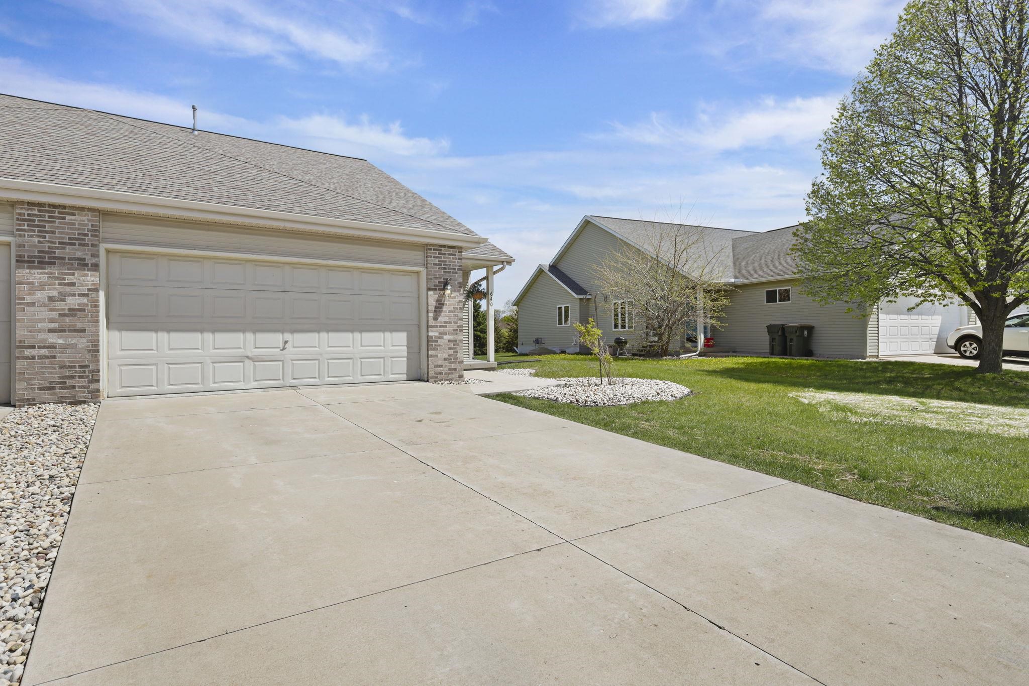 640 Tower Drive Sun Prairie, WI 53590 - Photo 10 of 40