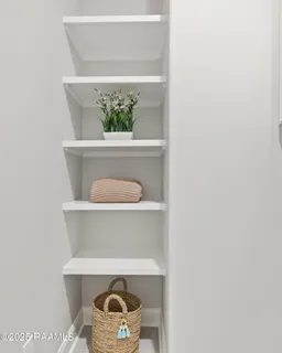 $295,000 | 236 Jagged Grove Lane, Youngsville, LA 70592