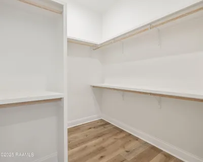 $295,000 | 236 Jagged Grove Lane, Youngsville, LA 70592