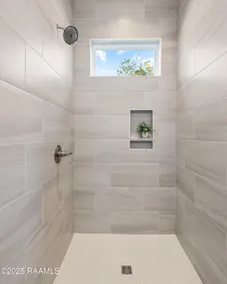 $295,000 | 236 Jagged Grove Lane, Youngsville, LA 70592