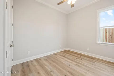 $295,000 | 236 Jagged Grove Lane, Youngsville, LA 70592