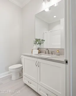 $295,000 | 236 Jagged Grove Lane, Youngsville, LA 70592