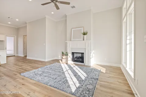 $295,000 | 236 Jagged Grove Lane, Youngsville, LA 70592