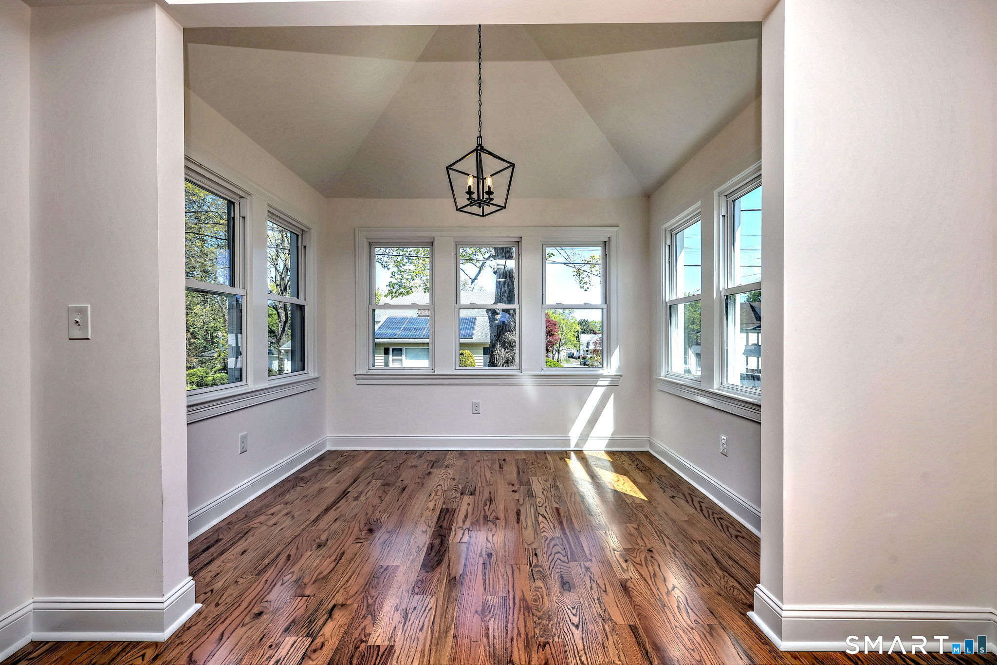 68 Morris Street Hamden, CT 06517 - Photo 13 of 39
