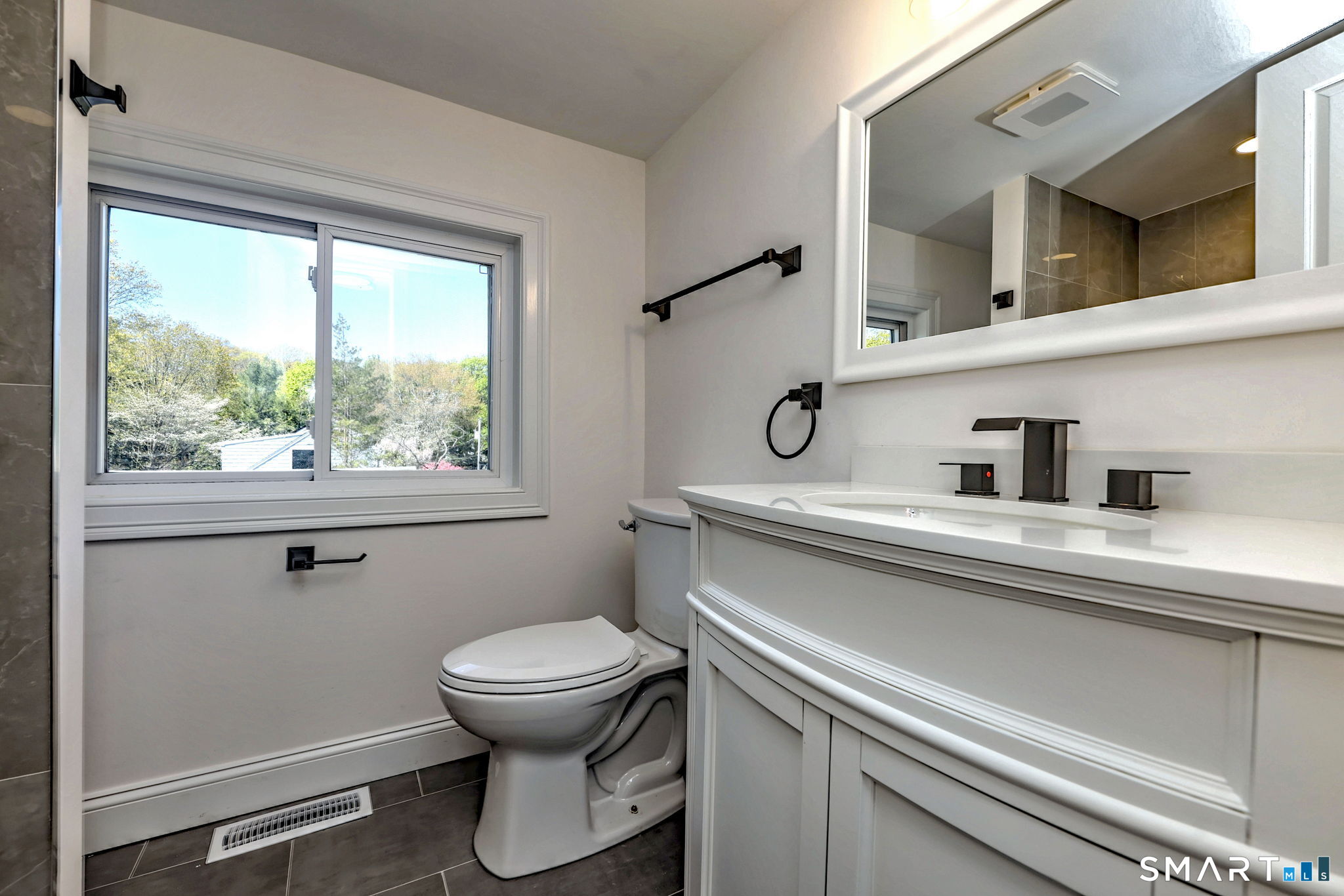 68 Morris Street Hamden, CT 06517 - Photo 37 of 39