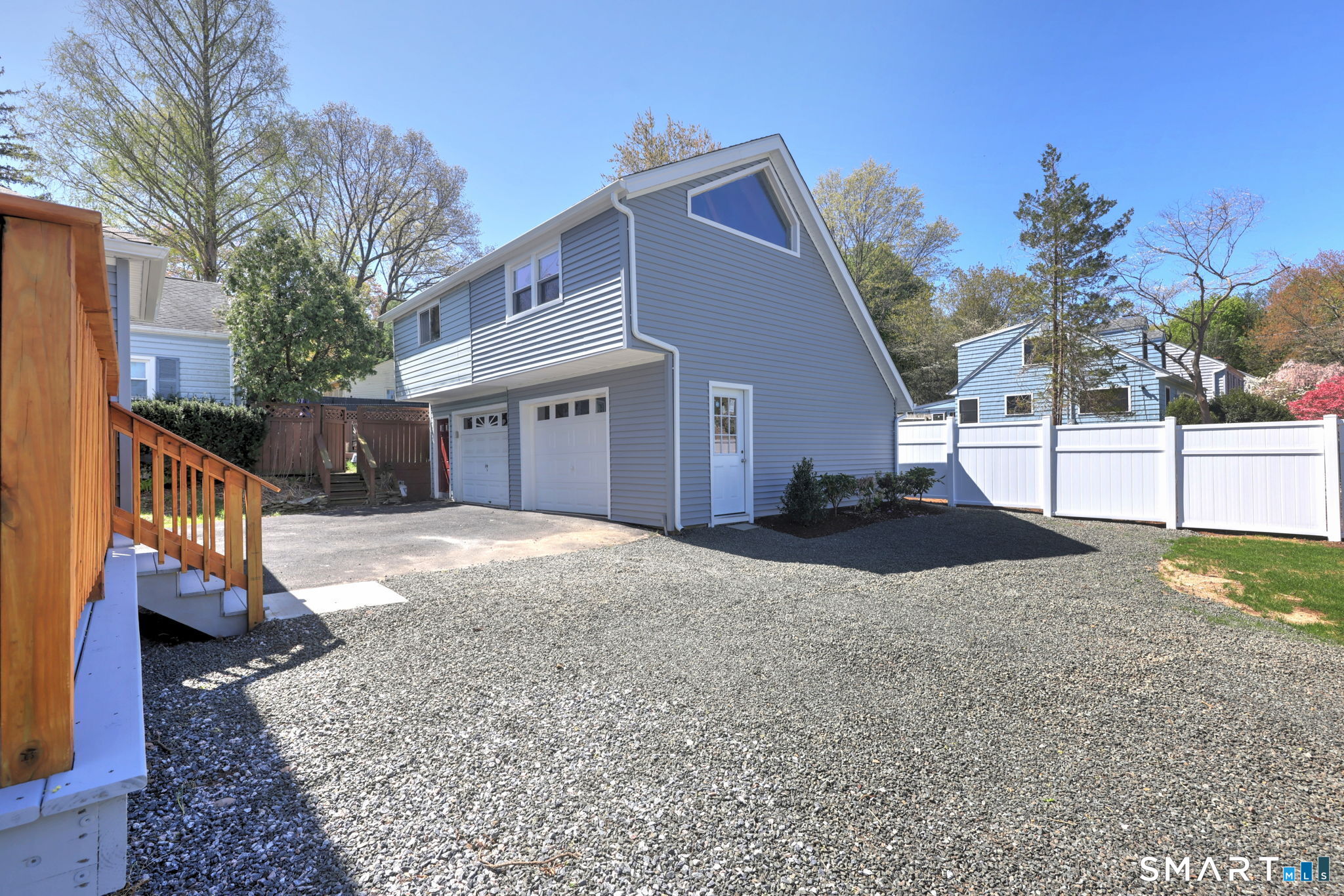 68 Morris Street Hamden, CT 06517 - Photo 4 of 39