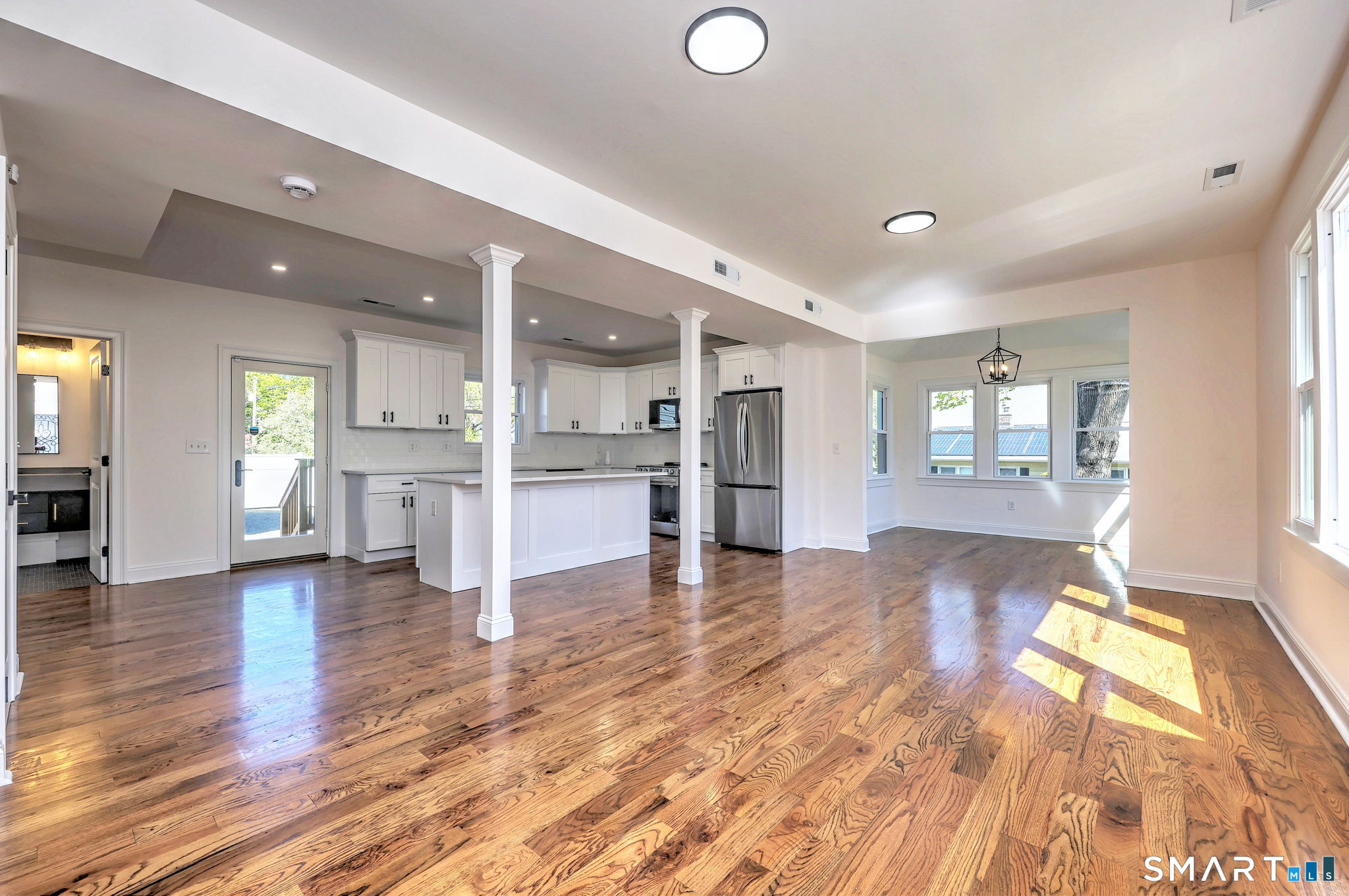 68 Morris Street Hamden, CT 06517 - Photo 8 of 39