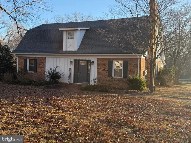 $675,000 | 11719 Dumfries Road, Manassas, VA 20112