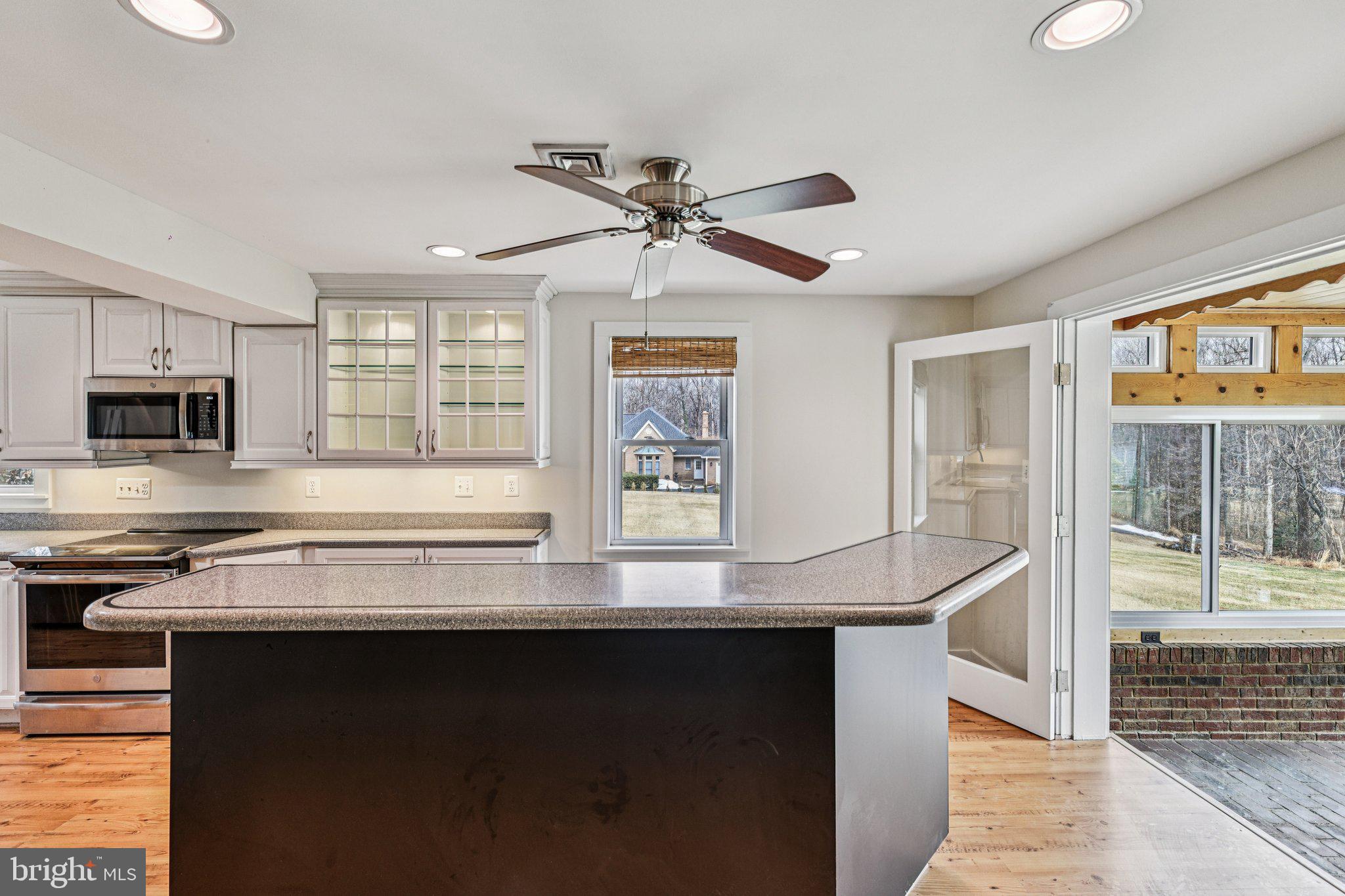 11719 Dumfries Road Manassas, VA 20112 - Photo 17 of 73 Gallery Image 17