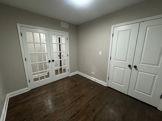 $2,149 | 7254 South Bennett Avenue, Unit 1, Chicago, IL 60649