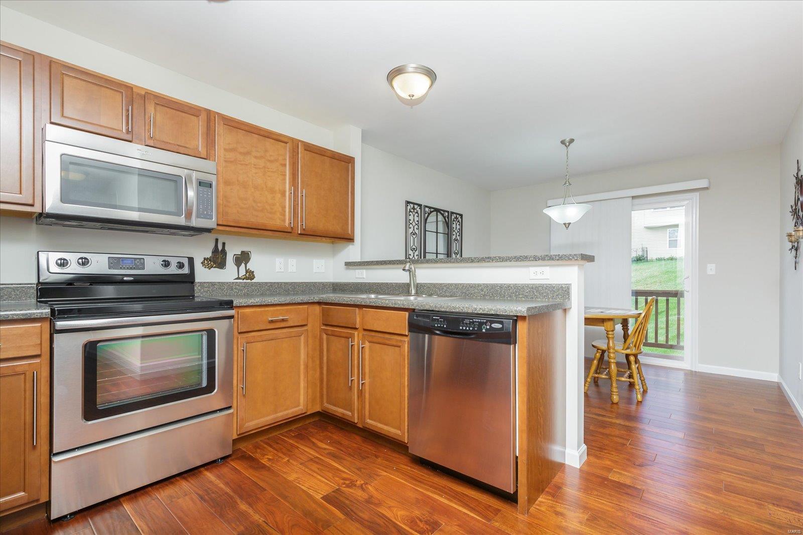 224 Belmonte Circle O'Fallon, MO 63368 - Photo 3 of 24